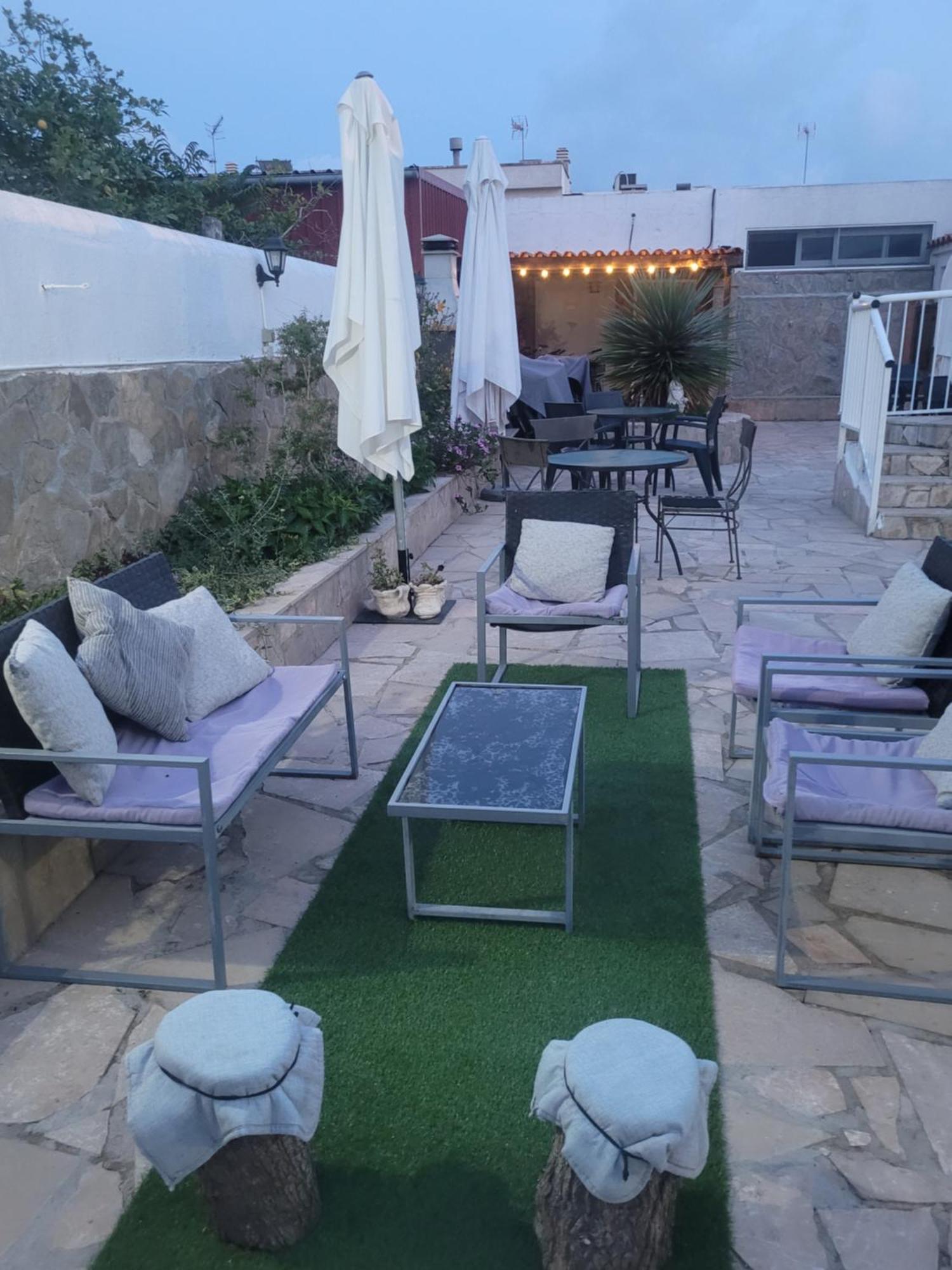 La Llar De Laura Guest House El Poble Nou del Delta Ngoại thất bức ảnh