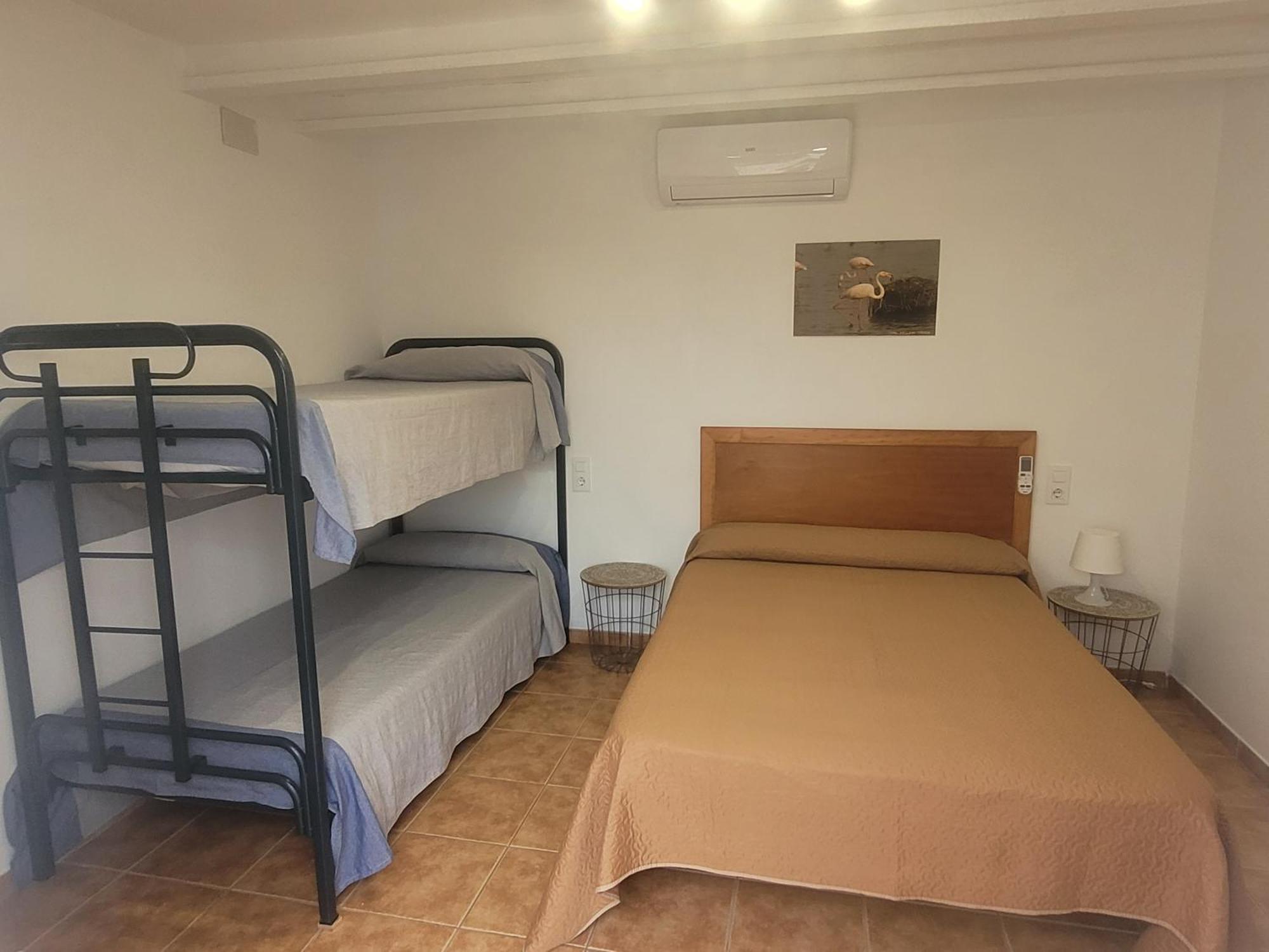 La Llar De Laura Guest House El Poble Nou del Delta Ngoại thất bức ảnh