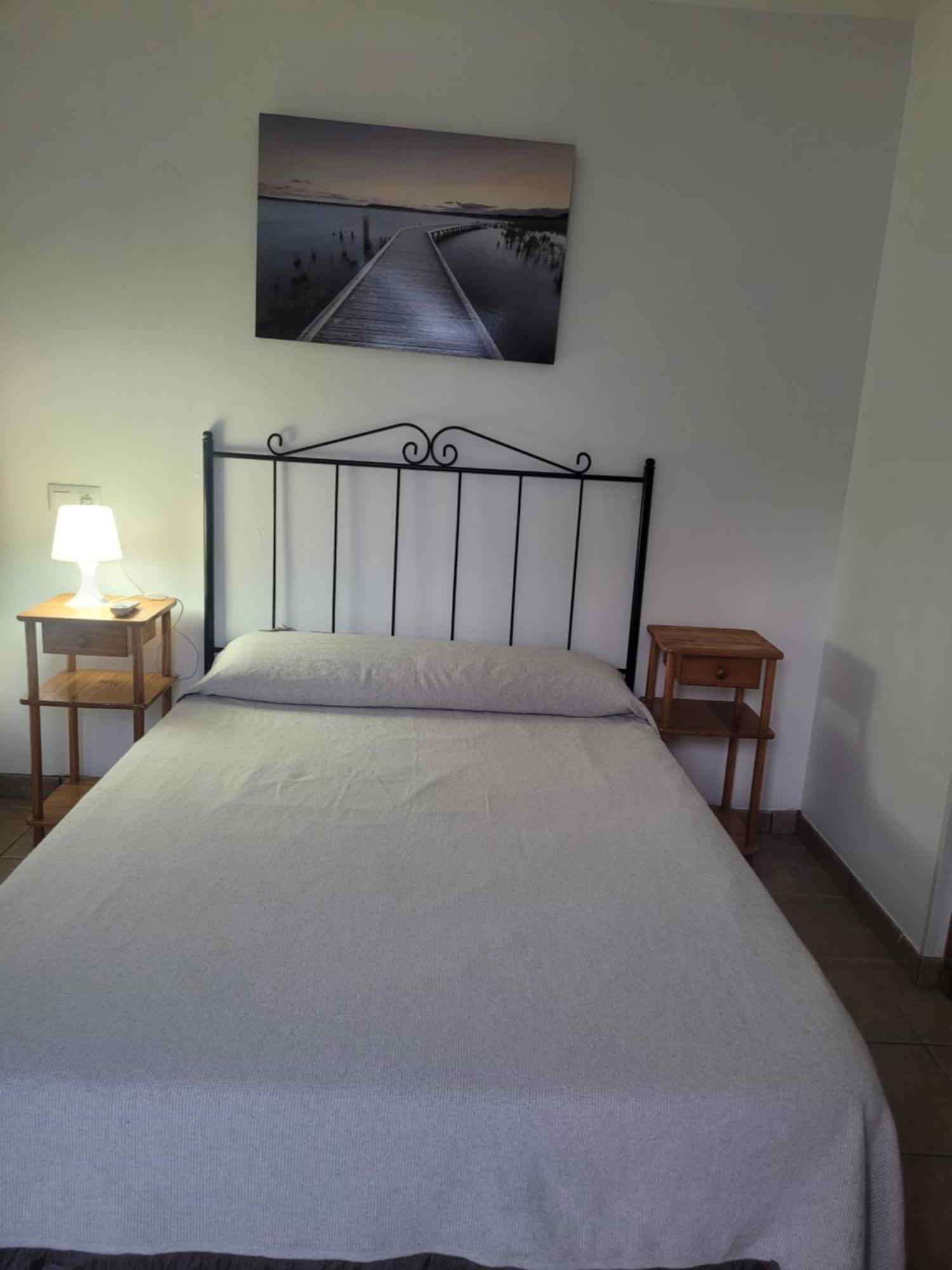 La Llar De Laura Guest House El Poble Nou del Delta Ngoại thất bức ảnh
