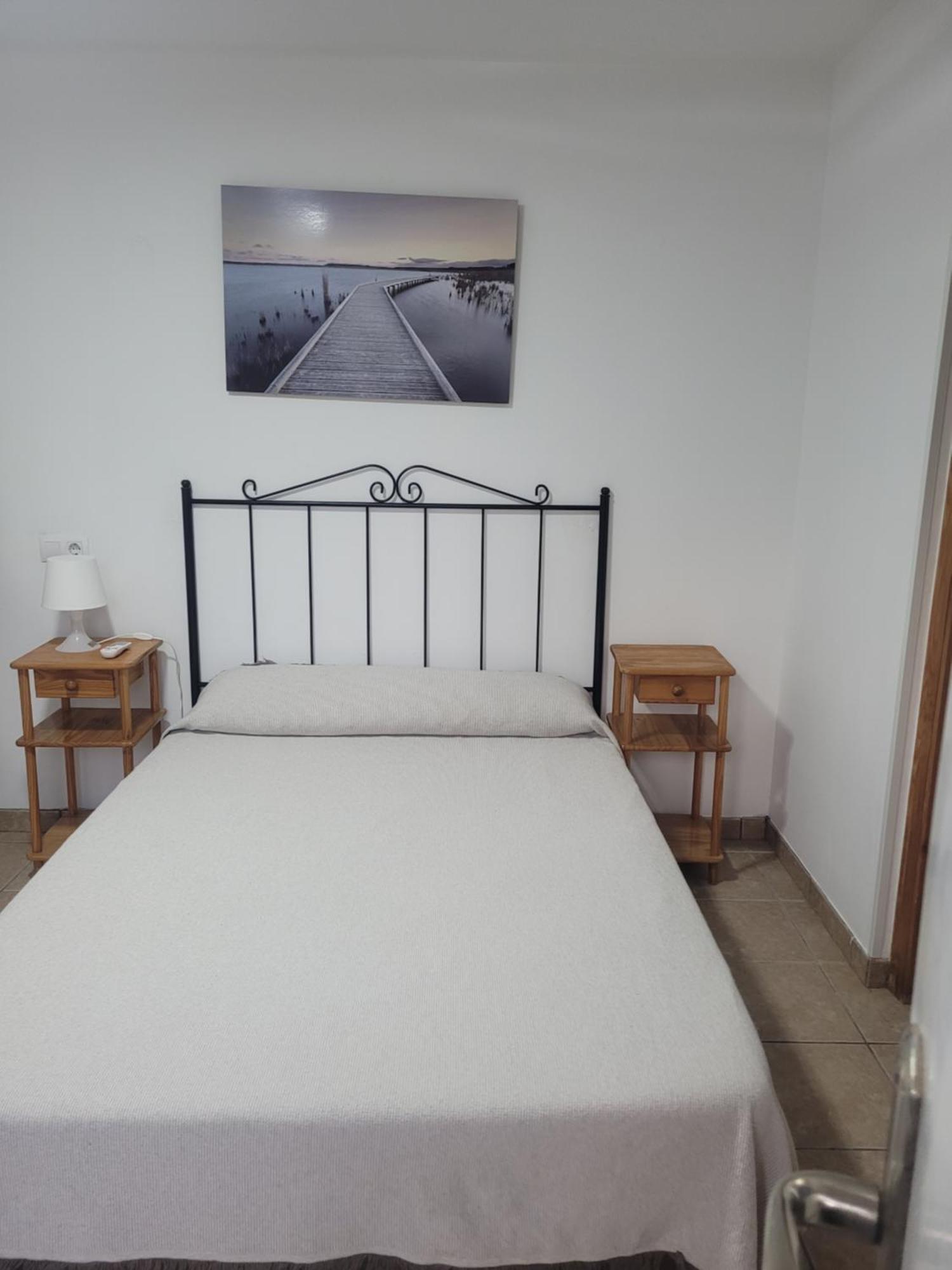 La Llar De Laura Guest House El Poble Nou del Delta Ngoại thất bức ảnh